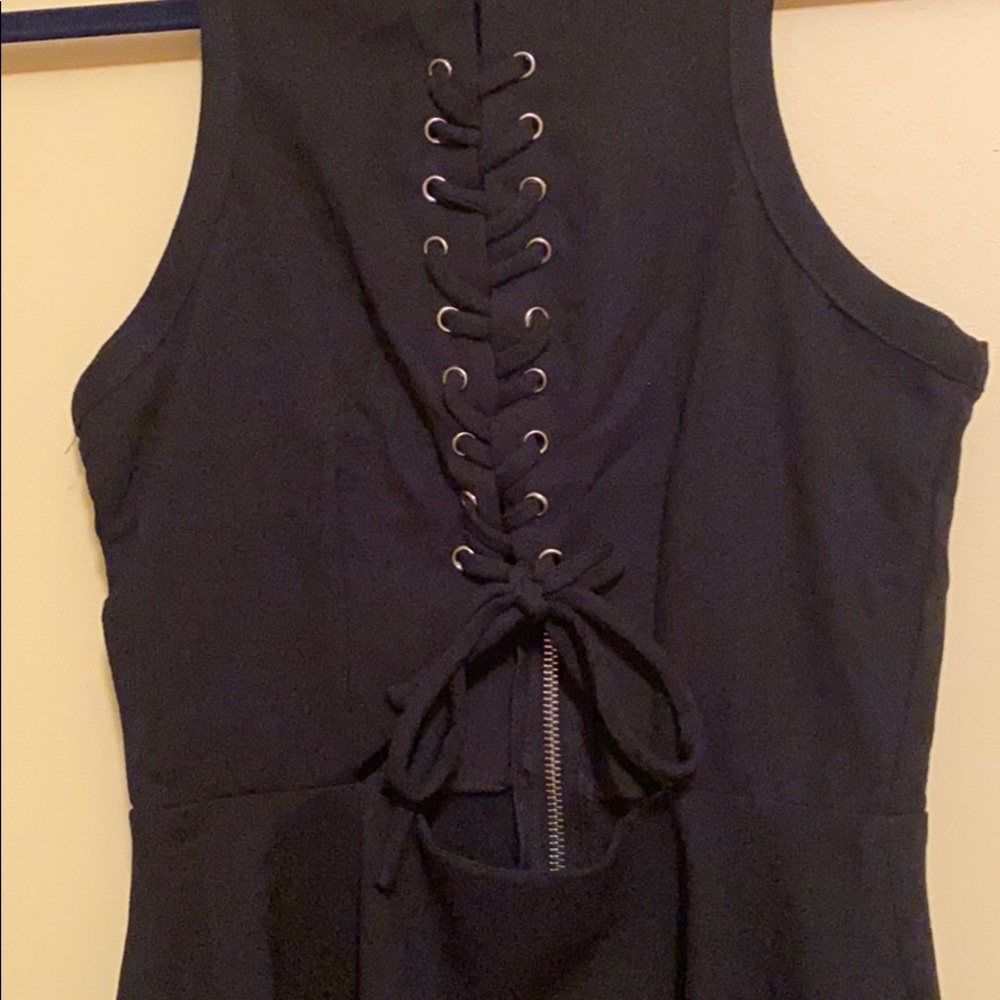 LF Dress - Picture 2 of 3